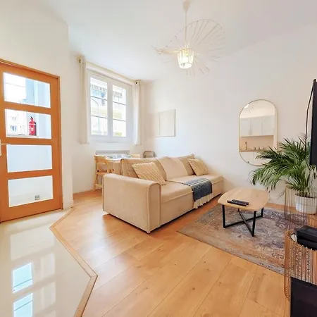 Tour Leroy - Centre Historique - Balneo Apartment