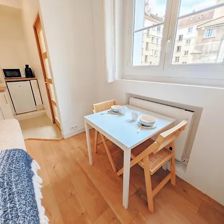 Tour Leroy - Centre Historique - Balneo Apartment