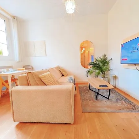 Tour Leroy - Centre Historique - Balneo Apartment